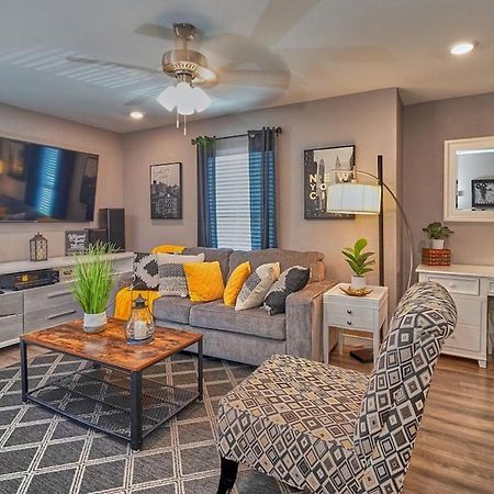 Cozy Haven Attached To Million Home - South Tampa Eksteriør billede