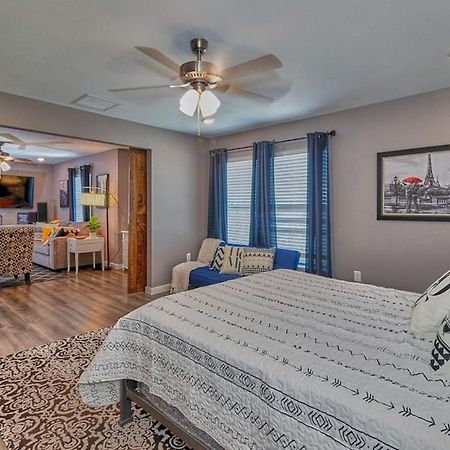 Cozy Haven Attached To Million Home - South Tampa Eksteriør billede