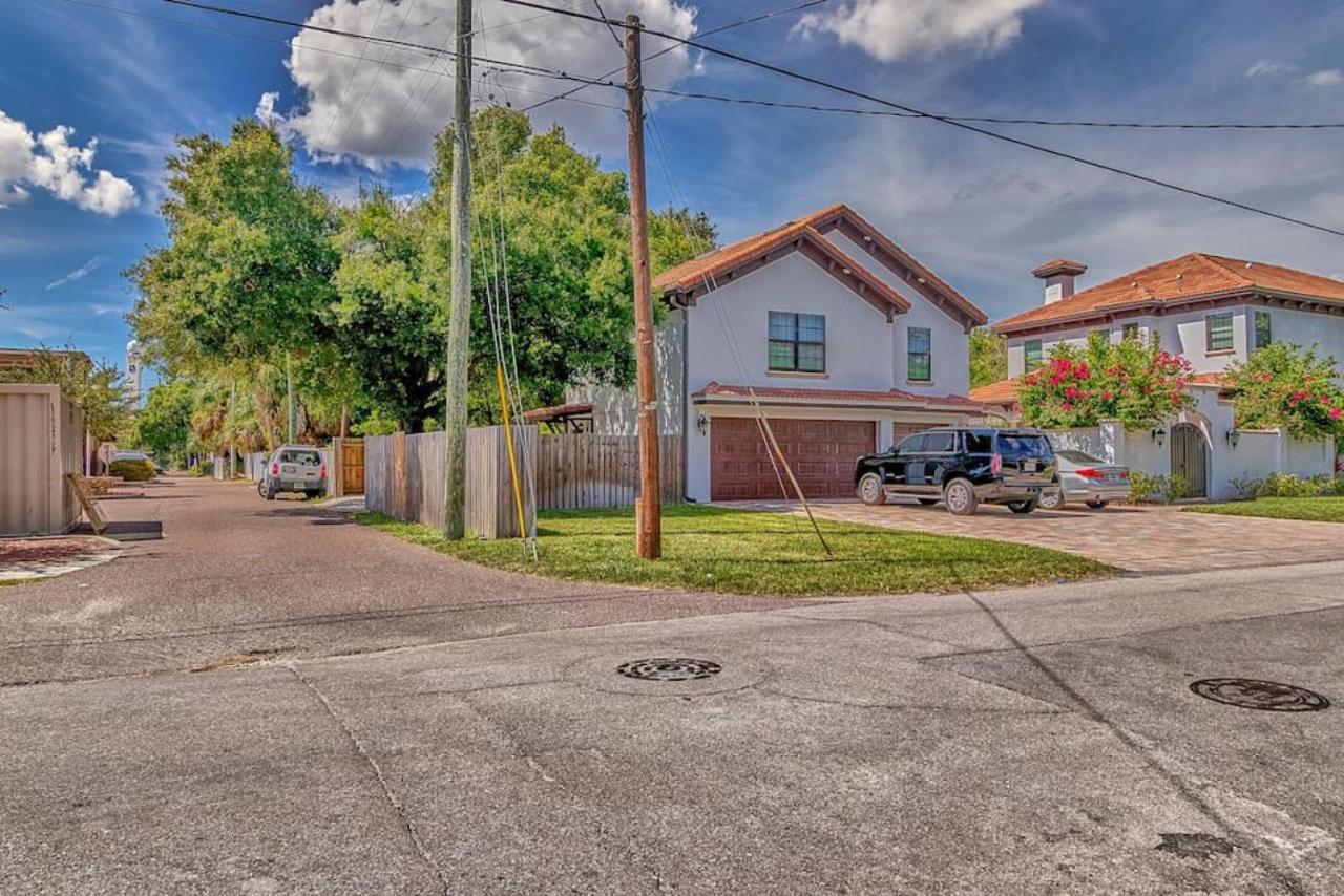 Cozy Haven Attached To Million Home - South Tampa Eksteriør billede